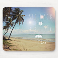 Asseyez-vous et détendez-vous sur une plage tropic