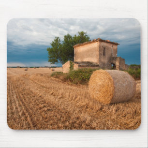Tapis De Souris Balle de foin dans un champ de Provence