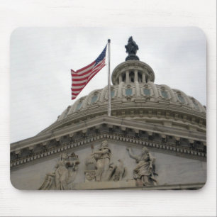 Tapis De Souris Bâtiment de capitol des USA avec le drapeau