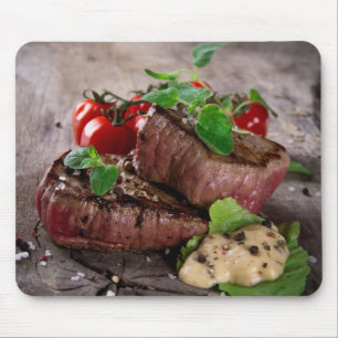 Tapis De Souris Biftecks grillés de BBQ avec les herbes et les