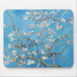 Tapis De Souris Bleu Vincent van Gogh Art Peinture<br><div class="desc">Vincent van Gogh (Néerlandais, 1853 - 1890) Almond Blossom, 1890, Huile sur toile Non encadré : 73, 3 cm x 92, 4 cm Vincent van Gogh peint cette vie morte de fleurs d'amandiers contre un ciel bleu pour son neveu nouveau-né qui a été nommé d'après lui. L'amandier est un symbole...</div>