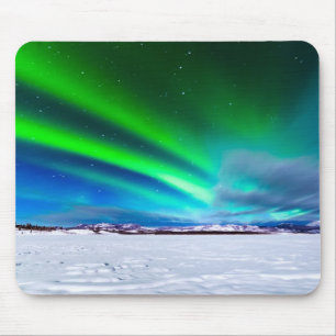 Tapis De Souris Borealis de l'aurore au-dessus de lac congelé