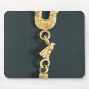 Tapis De Souris Boucle d'oreille d'or avec le pendentif