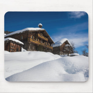 Tapis De Souris cabines traditionnels en bois dans la neige
