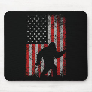 Tapis De Souris Cadeau de Sasquatch drapeau américain patriotique