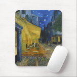 Tapis De Souris Café Terrasse en soirée | Vincent Van Gogh<br><div class="desc">Cafe Terrace at Night (1888) de l'artiste post-impressionniste néerlandais Vincent Van Gogh. Un tableau d'art original est une huile sur toile représentant une scène nocturne étoilée devant un café français à Arles.

Utilisez les outils de conception pour ajouter du texte personnalisé ou personnaliser l'image.</div>