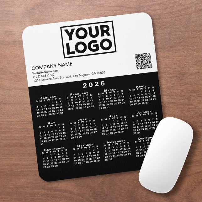 Tapis De Souris Calendrier 2026 Logo Entreprise Code QR Noir Blanc (2026 Calendar Business Logo QR Code Black White Mouse Pad, in situ)