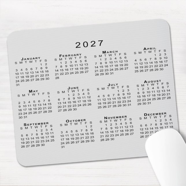 Tapis De Souris Calendrier 2027 Simple Gris et Noir (2027 Calendar Simple Gray and Black Mouse Pad in situ)