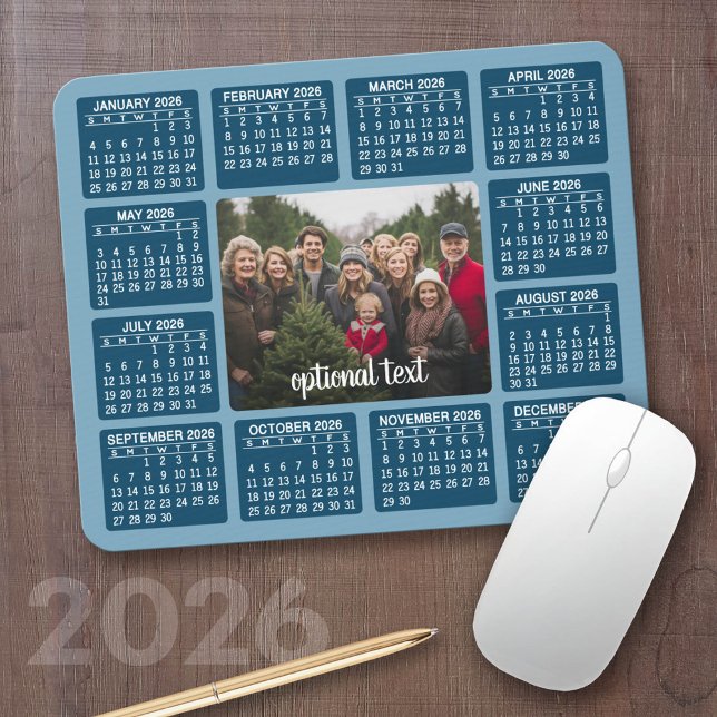 Tapis De Souris Calendrier avec photo dans le centre (2026 Calendar with a Photo Collage on a Mousepad)