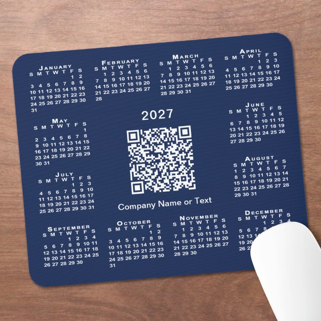 Tapis De Souris Calendrier d'affaires simple 2027 Code QR Bleu mar (Simple 2027 Calendar Business QR Code Navy Blue Mouse Pad in situ)