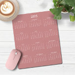 Tapis De Souris Calendrier minimaliste 2025 moderne Rose rose<br><div class="desc">🌟 Ceci est pour 2025 🌟 2025 Moderne Simple Rose Pink and White Calendar Pad avec un calendrier simple et minimaliste année par année. Les couleurs sont toutes personnalisables. Veuillez nous contacter à cedarandstring@gmail.com si vous avez besoin d'aide pour la conception ou les produits correspondants.</div>