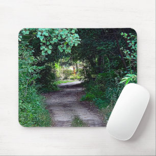 Tapis De Souris Canopée de bois sur un chemin droit