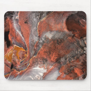 Tapis De Souris Cave in Petra, Jordan