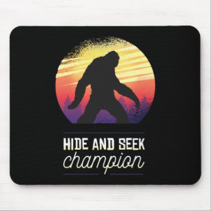 Tapis De Souris Champion de cache-cache Bigfoot - Croyant Yeti drô