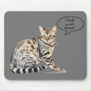 Tapis De Souris Chat du Bengale tacheté avec souris sur une plaque