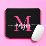 Tapis De Souris Chaud rose noir moderne Script Girl Monogramme Nom<br><div class="desc">Ajoutez une pop de couleur à votre espace de travail avec notre Hot Pink Modern Script Girly Monogramme Nom de souris Pad! Doté d'un design rose vif et personnalisé avec votre nom dans un script moderne chic, ce pavé de souris mélange style et fonctionnalité. La surface lisse assure des mouvements...</div>