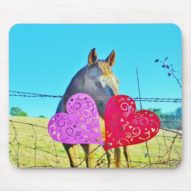 Tapis De Souris Cheval blanc et Brown Valentine Coeurs (Devant)
