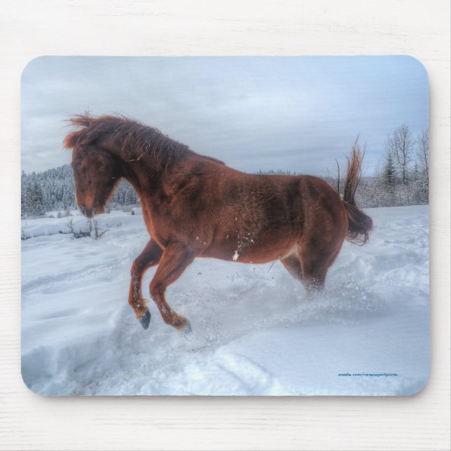 Tapis De Souris Cheval Sorrel, émerveillé par la neige hivernale (Devant)