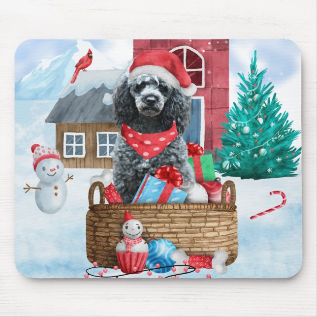 Tapis De Souris Chien Caniche Dans Maison De Noël enneigée (Devant)