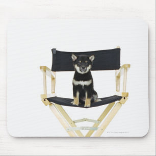 Tapis De Souris Chien de Shiba Inu sur la chaise du directeur