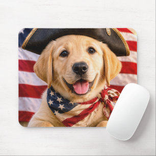 Tapis De Souris Chiots Labrador Retriever portant un tricorne