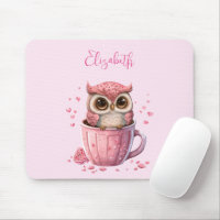 Chouette rose mignonne en coupe
