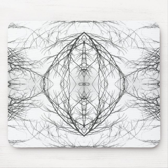 Tapis De Souris Ciel blanc lumineux et branches d'arbre (Devant)