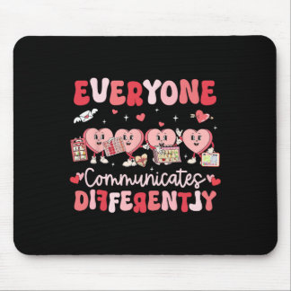 Tapis De Souris Cœurs Groovy Tout le monde communique différemment