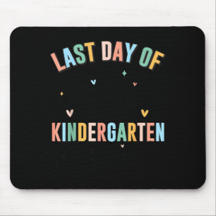 Tapis De Souris Conception de maternelle pour le dernier jour d'au
