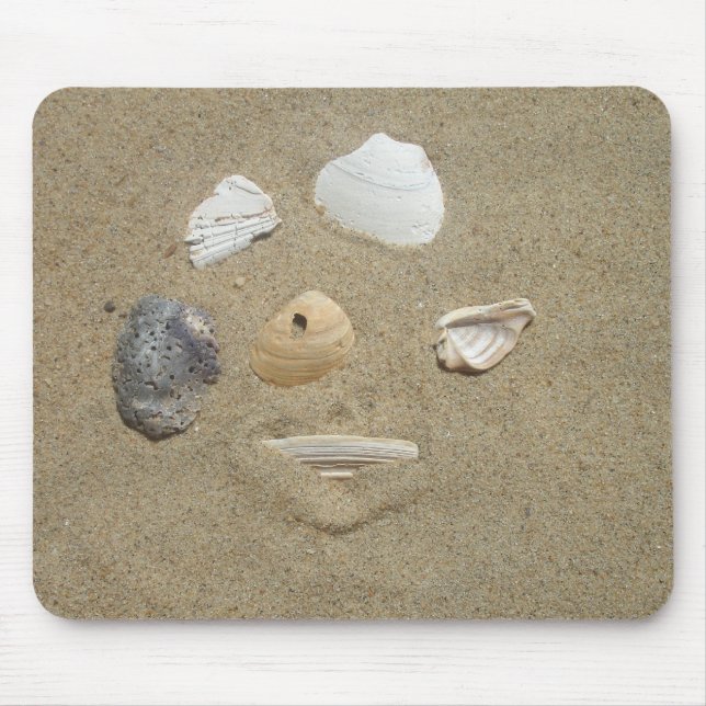 Tapis De Souris Coquilles de mer dans le sable Mousepad (Devant)