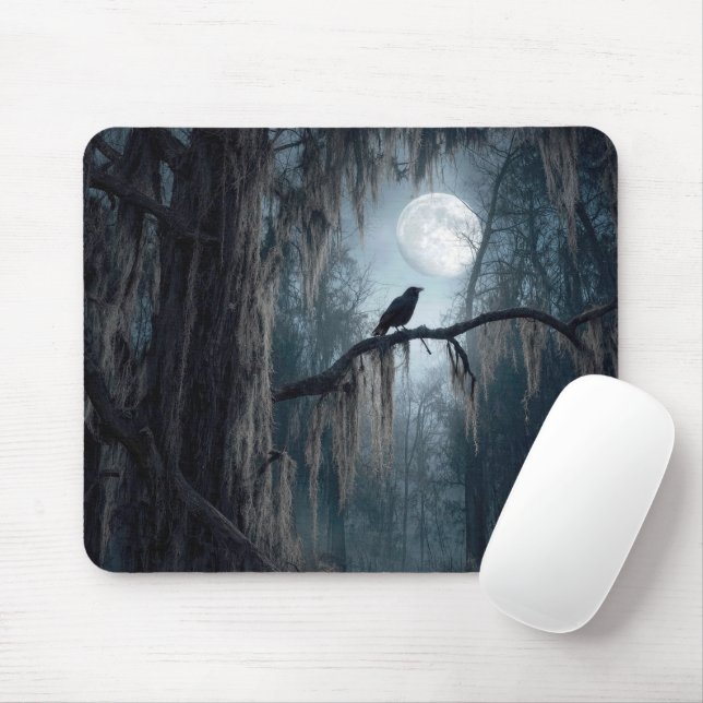 Tapis De Souris Corbeau d'Halloween dans une forêt sinistre (Avec souris)