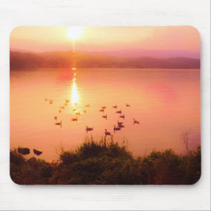 Tapis De Souris Coucher de soleil rose et de lac de pêche