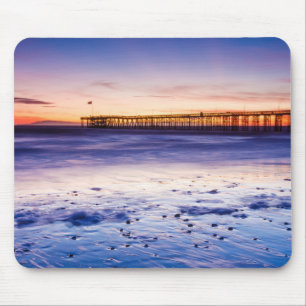 Tapis De Souris Coucher de soleil sur la jetée et la plage de Vent