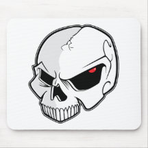 Crâne rouge sang mauvais de globes oculaires