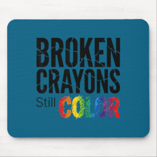 Tapis De Souris Crayons cassés colorent le t-shirt pour la sensibi