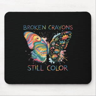 Tapis De Souris Crayons Cassés de Femmes Colorent Encore Papillon