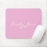 Tapis De Souris Cute Girly Pink Handwritten Script Name Custom<br><div class="desc">This custom mouse pad features your name in beautiful handwritten script lettering on a stylish pink background. Great gift idea.</div>