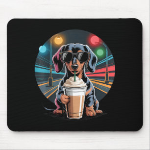 Tapis De Souris Dachshund buvant du café glacé animal chien mème 