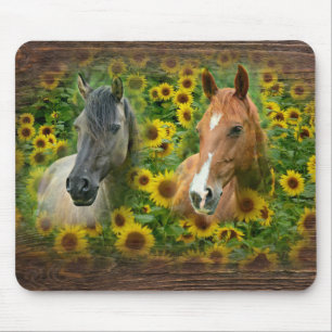 Tapis De Souris De beaux chevaux dans le champ de tournesols
