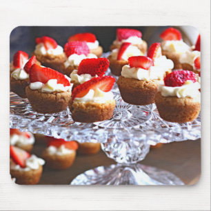 Tapis De Souris Dessert de délicieux cakes aux fraises