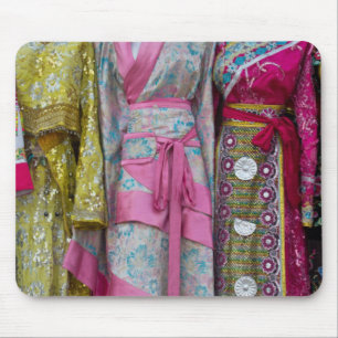 Tapis De Souris Détails et Motifs de certaines robes