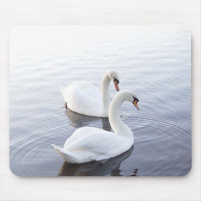 Tapis De Souris Deux bains nager sur le lac Tranquil (Devant)