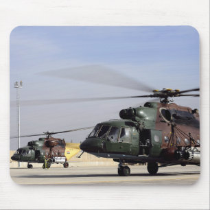Tapis De Souris Deux hélicoptères irakiens de la hanche Mi-17