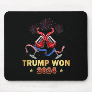 Tapis De Souris Donald Trump remporte l'investiture électorale de