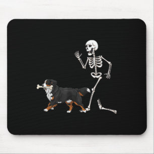 Tapis De Souris Drôle Halloween Bernese Mountain Dog Et Skeleton
