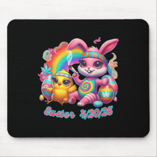 Tapis De Souris Drôle Joyeux lapin de Pâques Fumer les mauvaises h