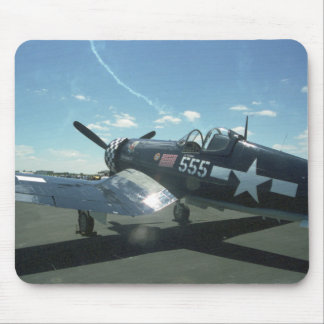 Tapis de souris du corsaire F4U-1