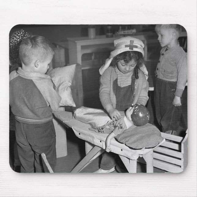 Tapis De Souris École d'infirmières : les années 1940 (Devant)