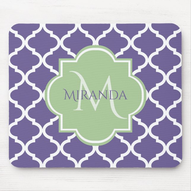 Tapis De Souris Élégant violet Quatrefoil et nom vert Monogramme (Devant)