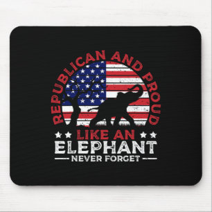 Tapis De Souris Éléphant fièrement républicain avec drapeau améric